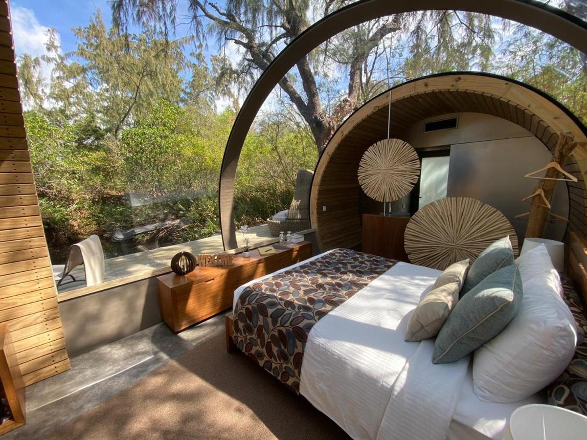 Bubble Lodge Ile Aux Cerfs Island מראה חיצוני תמונה